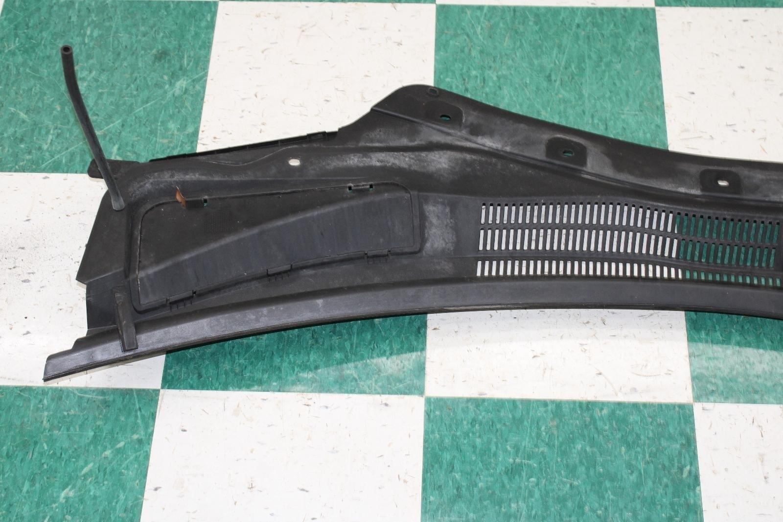 Maserati Ghibli 2014-2020 Front Cowl panel Black
