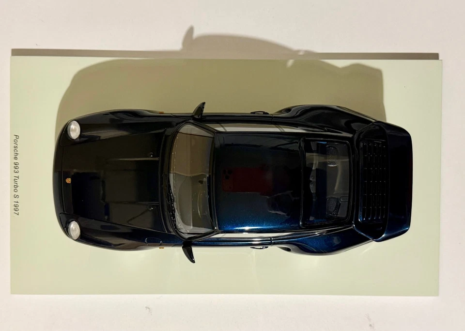 SPARK MODELS 18S469 PORSCHE 911 (993) TURBO S BLU MET.  1/18 - Immagine 4 di 4