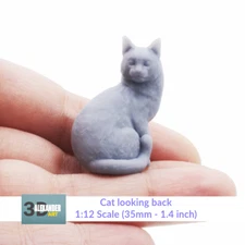 Cat Looking Back - 1:12 Scale Miniature by Alexander Kuzmenko (1 figurine)