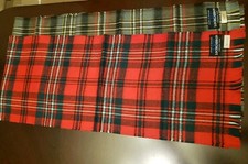 2 Lochcarron 100 New Wool Scarfs Red Scott Green Scott 54x11 Scotland Uni-sex