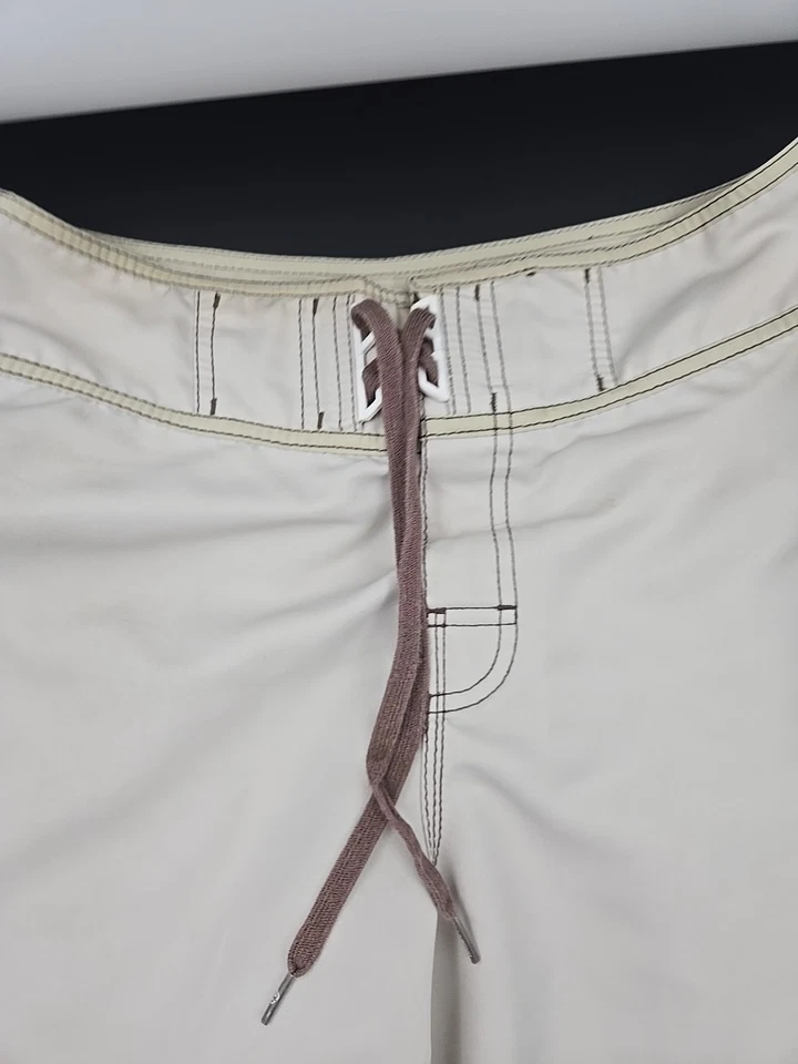 Bañador Billabong Board Shorts Vintage Para Hombre Talla 29 Beige Tostado 10” Entrepierna Foto 3 de 4