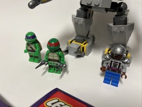 LEGO Teenage Mutant Ninja Turtles: Baxter Robot Rampage (79105) Incomplete Set