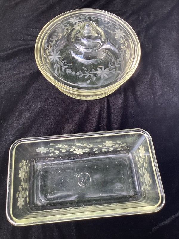 Pyrex Clear Glass Etched  Casserole dish w/lid and Loaf pan