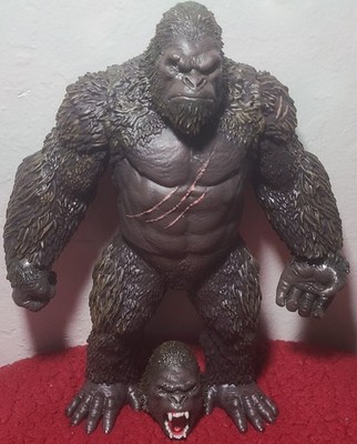McFarlane 12-inch King Kong DC Multiverse Loose W Extra Head
