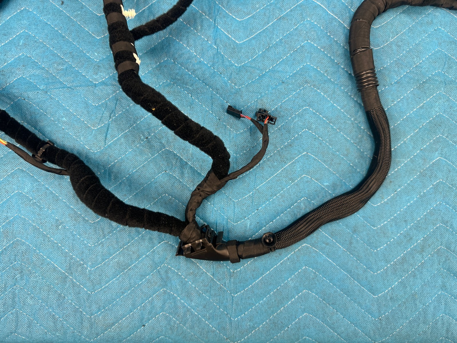 Bentley Continental Flying Spur Front Passenger's Seat Wiring Harness 2009 OEM