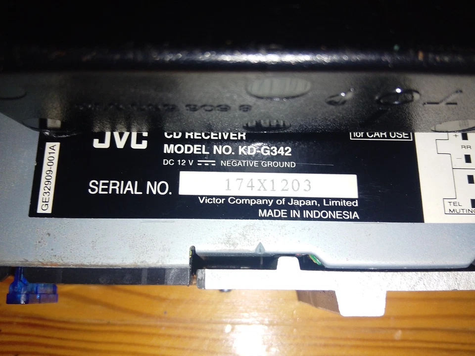 Org JVC KD-G342 Autoradio CD WMA MP3 MOSFET 50WX4 AUX Rahmen Voll Funktionsfähig - Bild 4 von 4