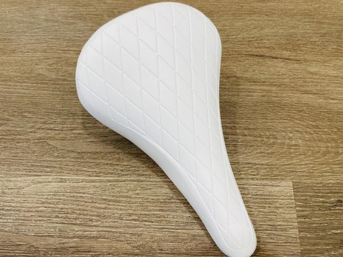 Selle BMX Old School Rouge – Motif Diamant – Vinyle – Pour GT, Dyno Et Autres