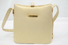 Sanremo Italia borsa donna oro custodia rigida TF