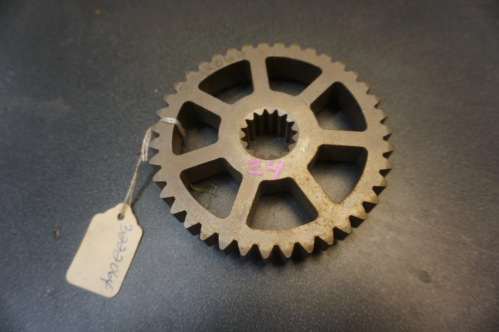 1997 Polaris OEM 39T Sprocket Gear 3222064 XC 600