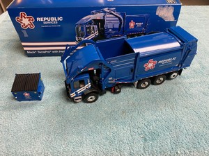 republic services diecast trucks