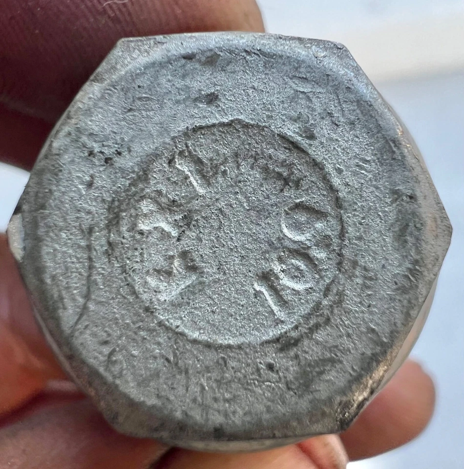 Nuevo OEM Mercedes Benz Sprinter Llanta Llanta Rueda Tornillo 14 mm x 1.5 Llave 19 mm Foto 2 de 3