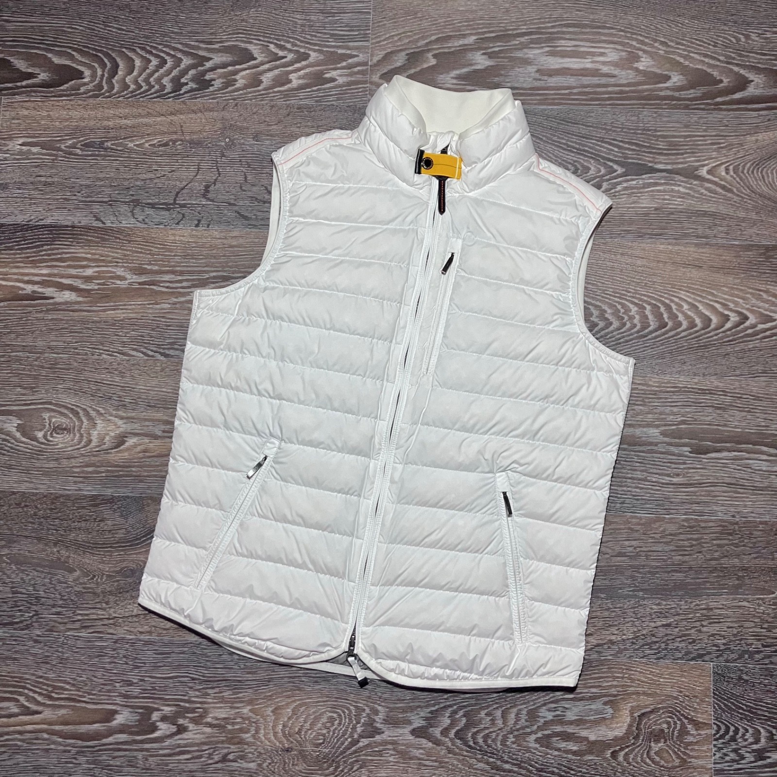 PARAJUMPERS Men's Perfect White Down Quilted Super Lightweight Vest size Medium