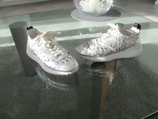 Sneaker von TOD`S  Gr. 37  HINGUCKER