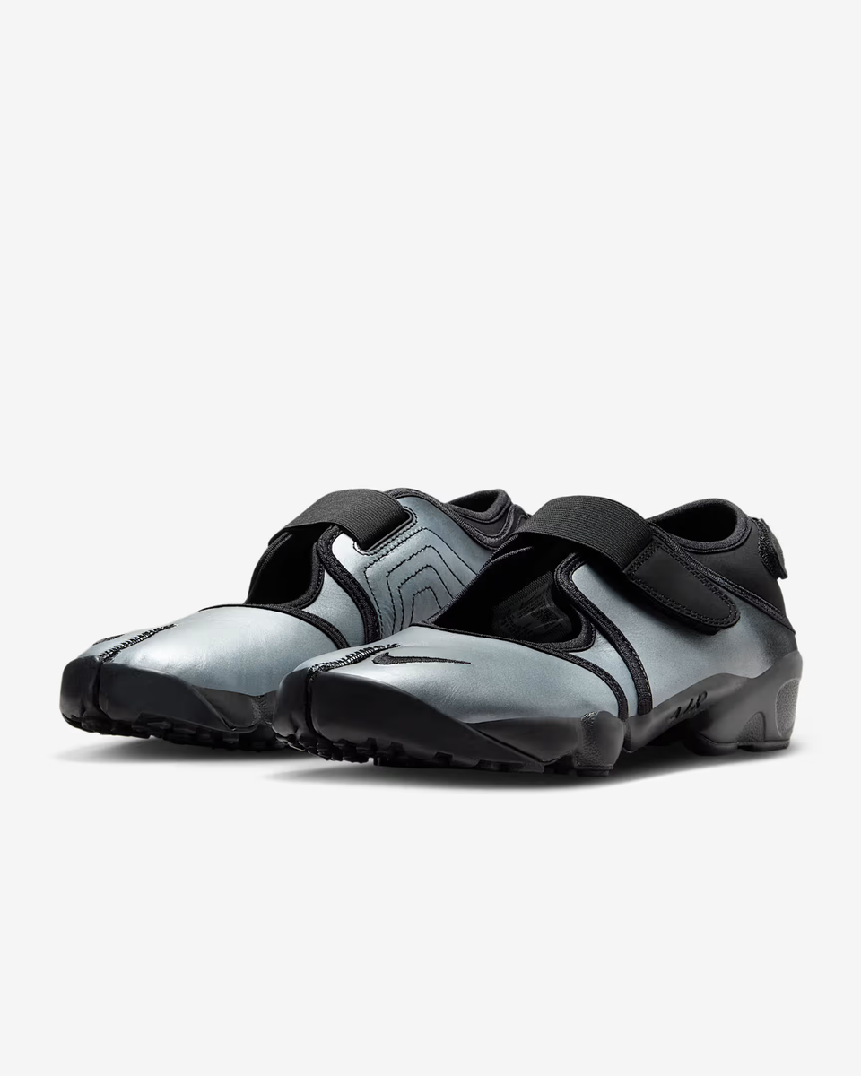 Nike Air Rift Women's Shoes Leather Metallic Silver Black IH3656