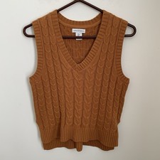 Cupcakes Cashmere V-Neck Pullover Sweater Vest Lt Brown Women s Size STrendy