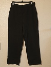 St. John Basics Knit Black Cropped Pants Women's Size 10 Preppy Mature Old Money