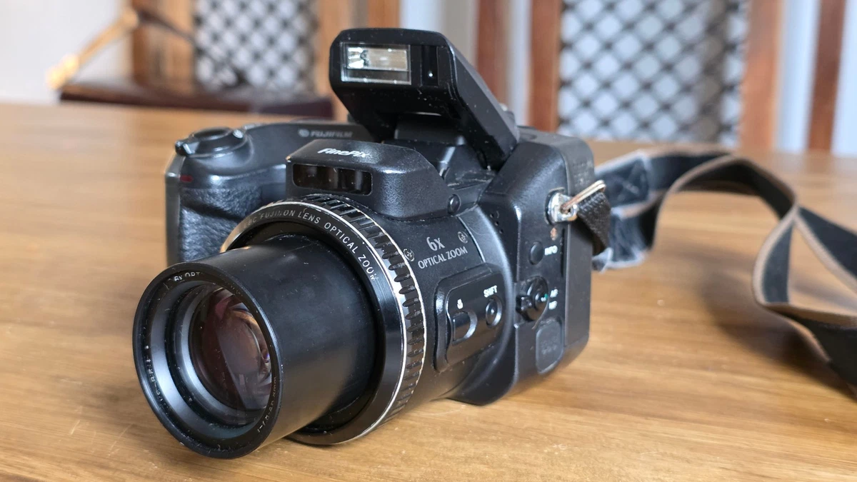 Fujifilm FinePix S602 Digital Cameras for sale | eBay UK