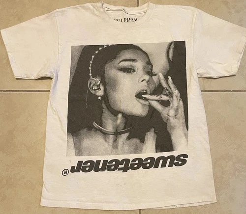 Ariana Grande Faded Sweetener Tour Shirt XS Concert Mariah C Vintage vintage concert t-shirt, vintage, size XS, single stitch, B+ condition