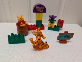 Lego  2983 - Duplo - Winnie The Pooh - Heffalump Hide & Seek - Used - 100% compl