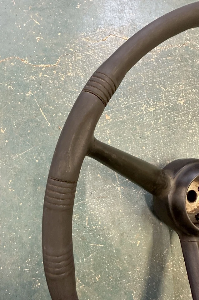 Volante Dodge Truck Fargo 1958-60 con botón de bocina Town Wagon Power Wagon Foto 3 de 4