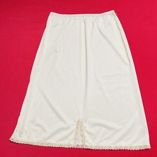 Vintage 26   Nylon Lace Trim Half Slip Back Slit ... Ivory ... Size M