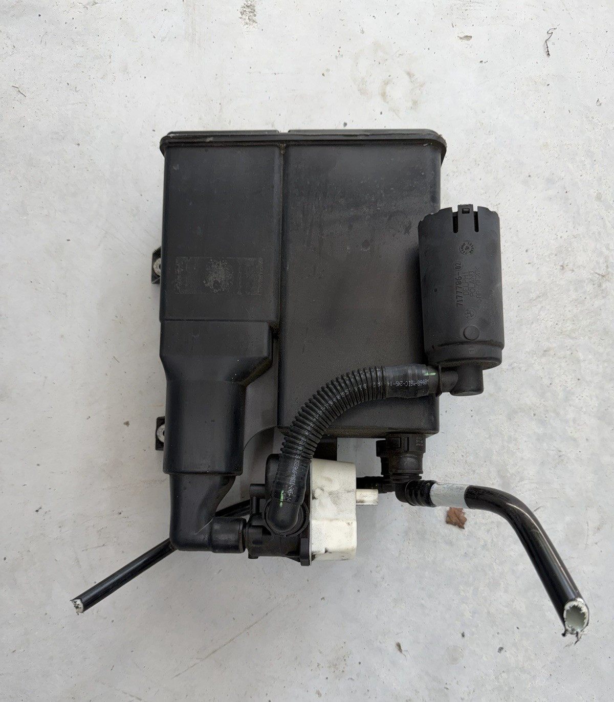 Rolls Royce Activated Charcoal Filter 16 13 7224859 OEM