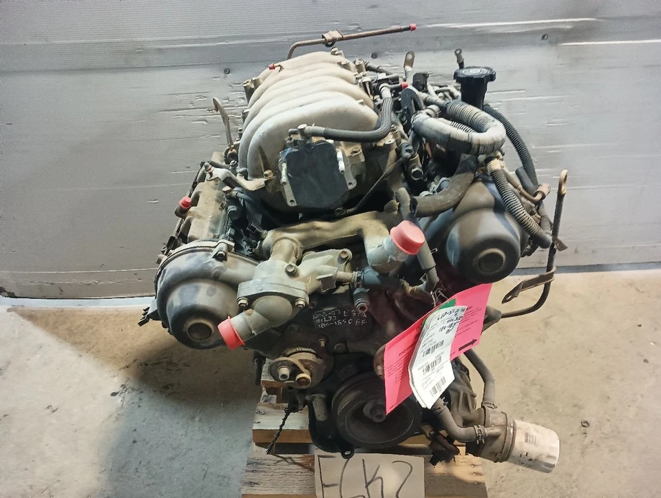 4.7L Engine 208,424mi 5th Digit VIN T 2UZFE from 2004 Toyota Tundra 9298796 - Image 4 of 4