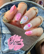 Red Aspen Press On Nails~La Catrina, Victoria~Medium Almond~Pink White Design