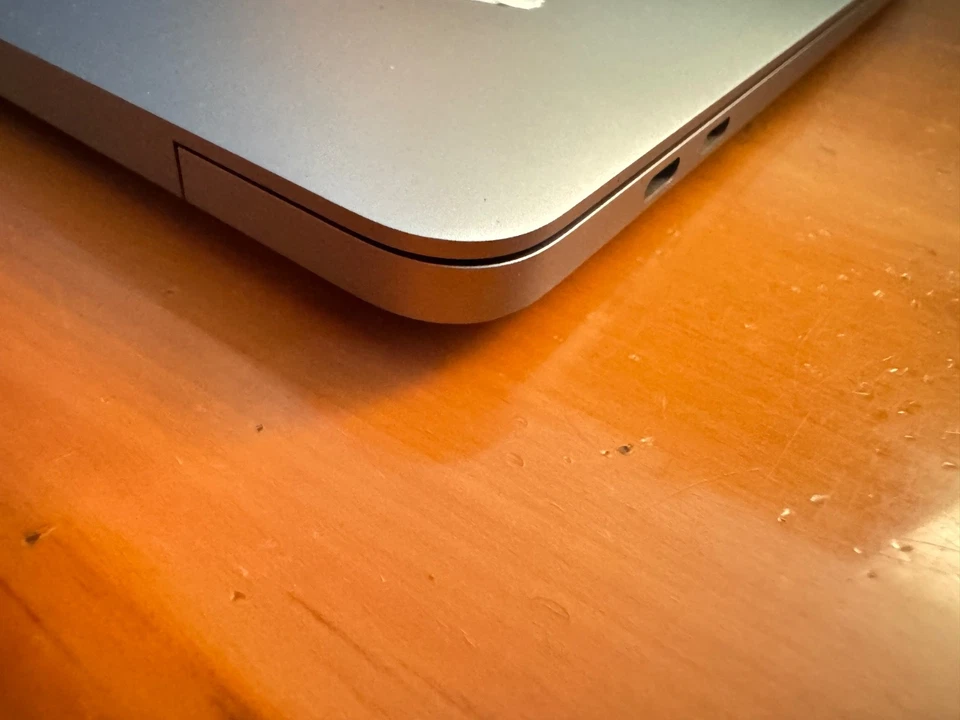 Apple MacBook Pro 13" A1989 2019 i5 8gb ram 256 gb SSD space grey (FX 001) - Immagine 4 di 4