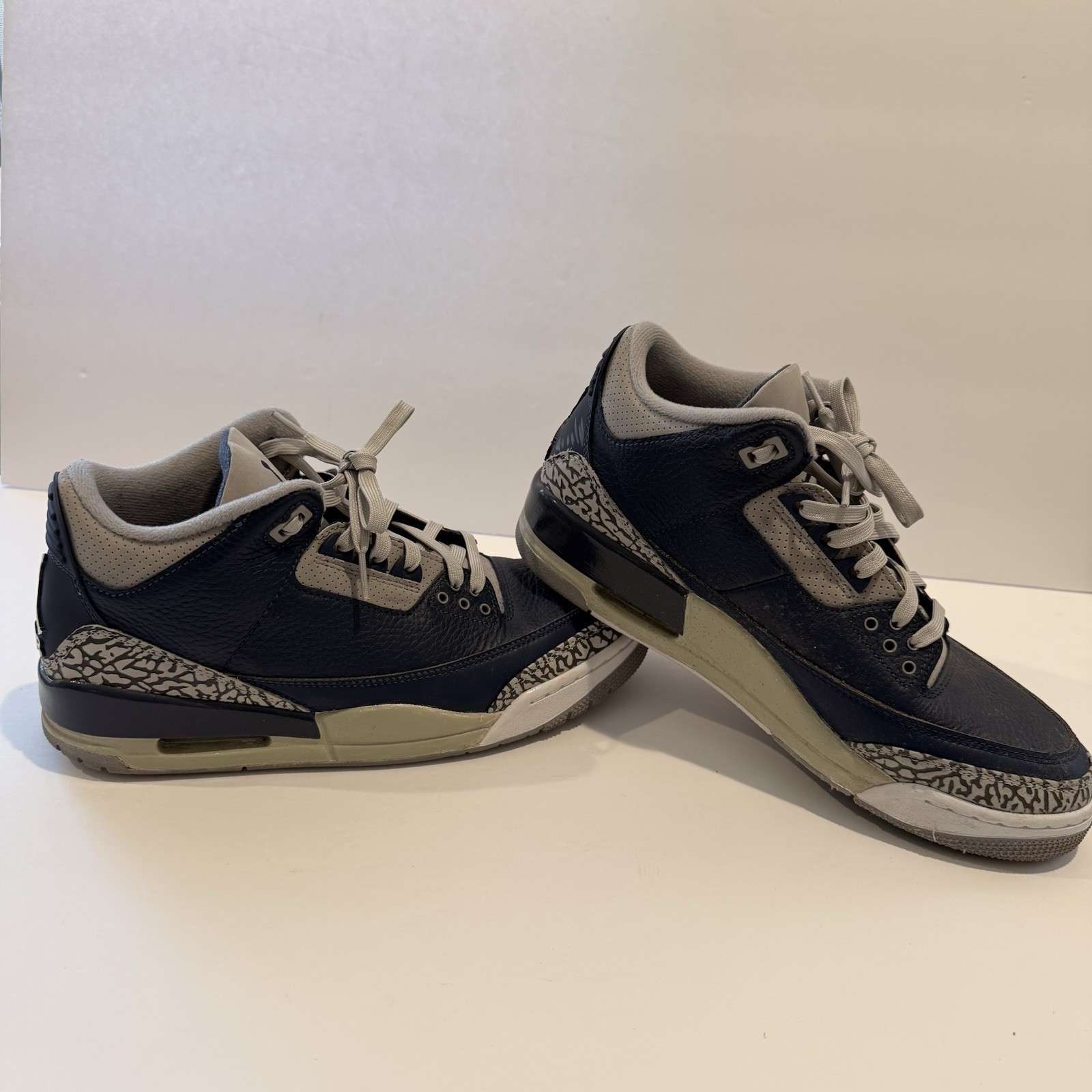 Size 9 - Jordan 3 Georgetown No box