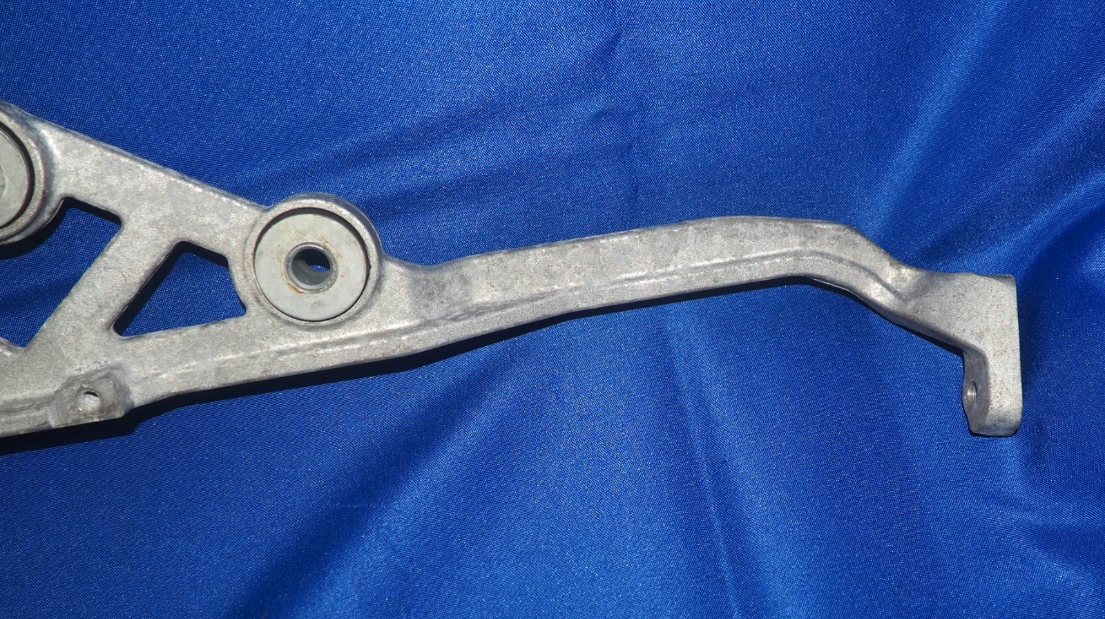 2022-2026 Maserati MC20 MCPura 3.0L V6 Exhaust Bracket Holder OEM W/Warranty