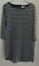 Women’s GAP Striped Scoop Neck Back Zip 3/4 Sleeve Dress Size Medium Pre Owned