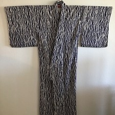 Vintage Navy Blue with Beige Crackle Patterned Japanese Komon Kimono