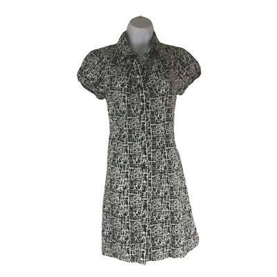 AB Studio Women s Dress Shirt Size 6 Black White Print Short Sleeve Button Front