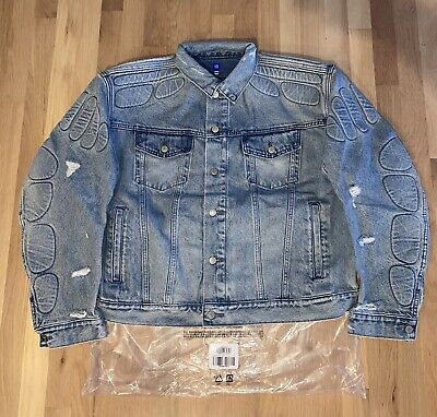 Yeezy Gap Engineered By Balenciaga Padded Denim Jacket Men's Yeezy Gap Engineered By Balenciaga Padded Denim Jacket Men's