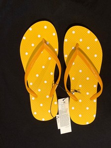 yellow dot flip flops