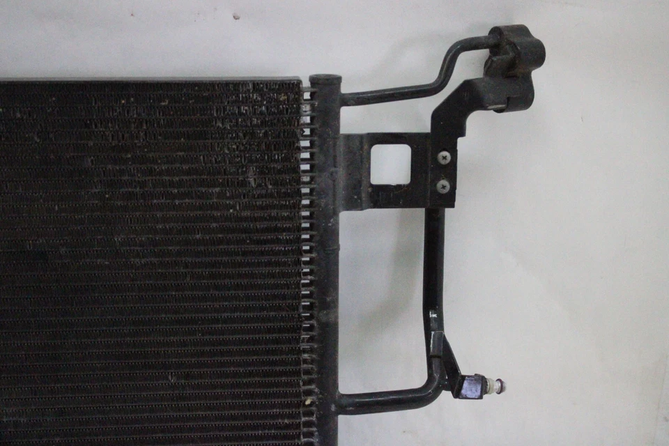 2003 AUDI A6 AC CONDENSER AIR CONDITION RADIATOR 4B0 260 401S 01 02 03 04 05 - Image 4 of 4