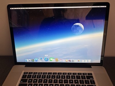 MacBook Pro A1297  17'' CPU 2.8 Core 2 Duo (Mid 2009 8gb Ram, 1TB HD B+ condition