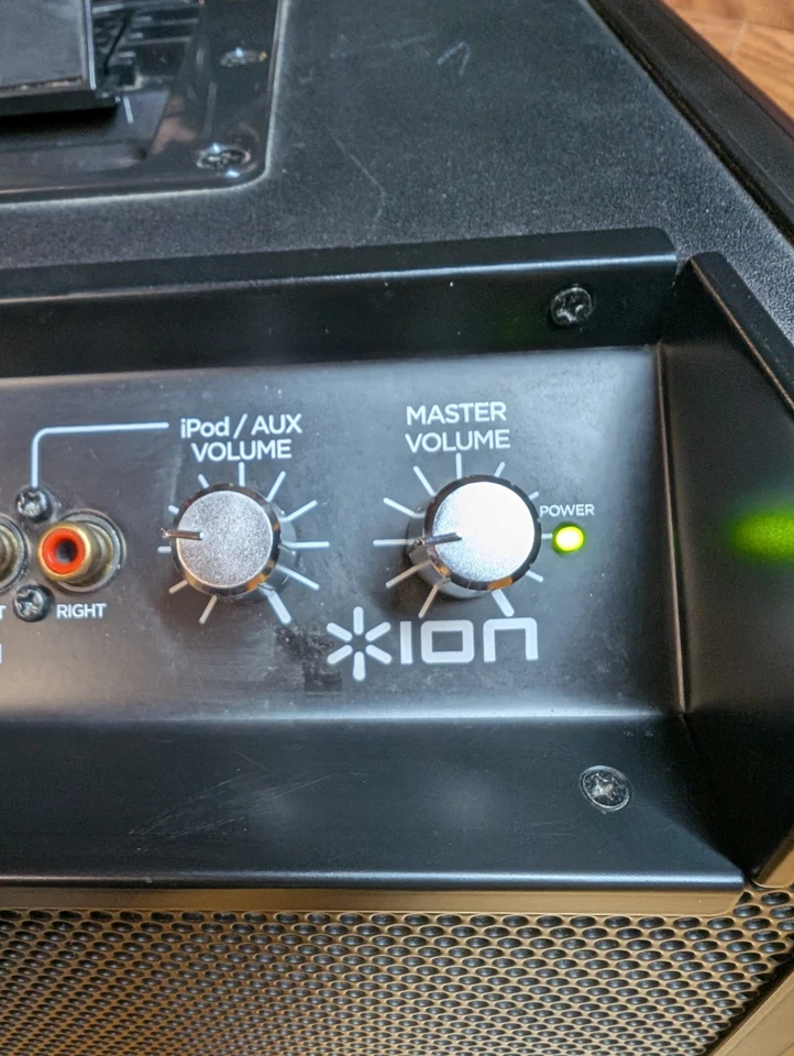 Sistema de sonido portátil Ion Tailgater para base de carga iPod versión original funciona Foto 2 de 4