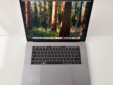 Apple MacBook Pro 2018  15"  i7 mit Touch Bar 16GB 250 GB SSD Radeon 555x 4GB