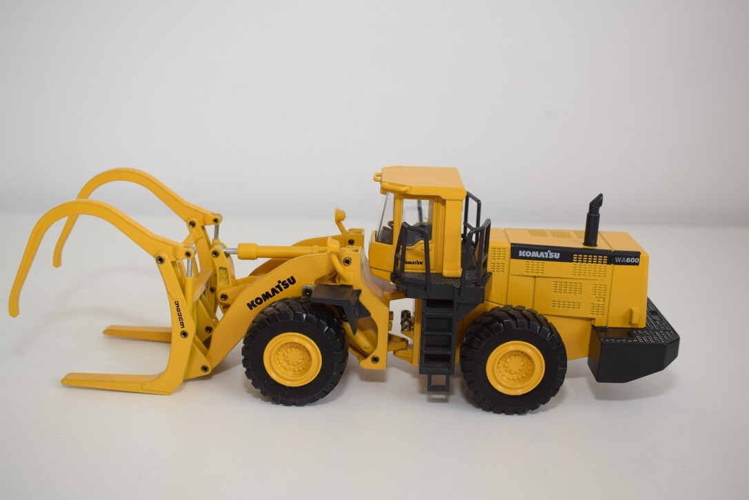 C12 1:50 JOAL KOMATSU WA600 WA 600 WHEEL LOG LOADER SHOVEL EXC