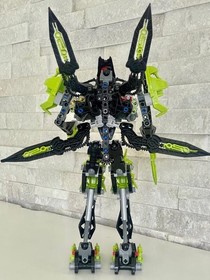 Bionicle Warriors Tuma 8991 .  Complete  .