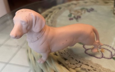 German Weimaraner Dog Figurine 6.1/4 UnPainted Statue