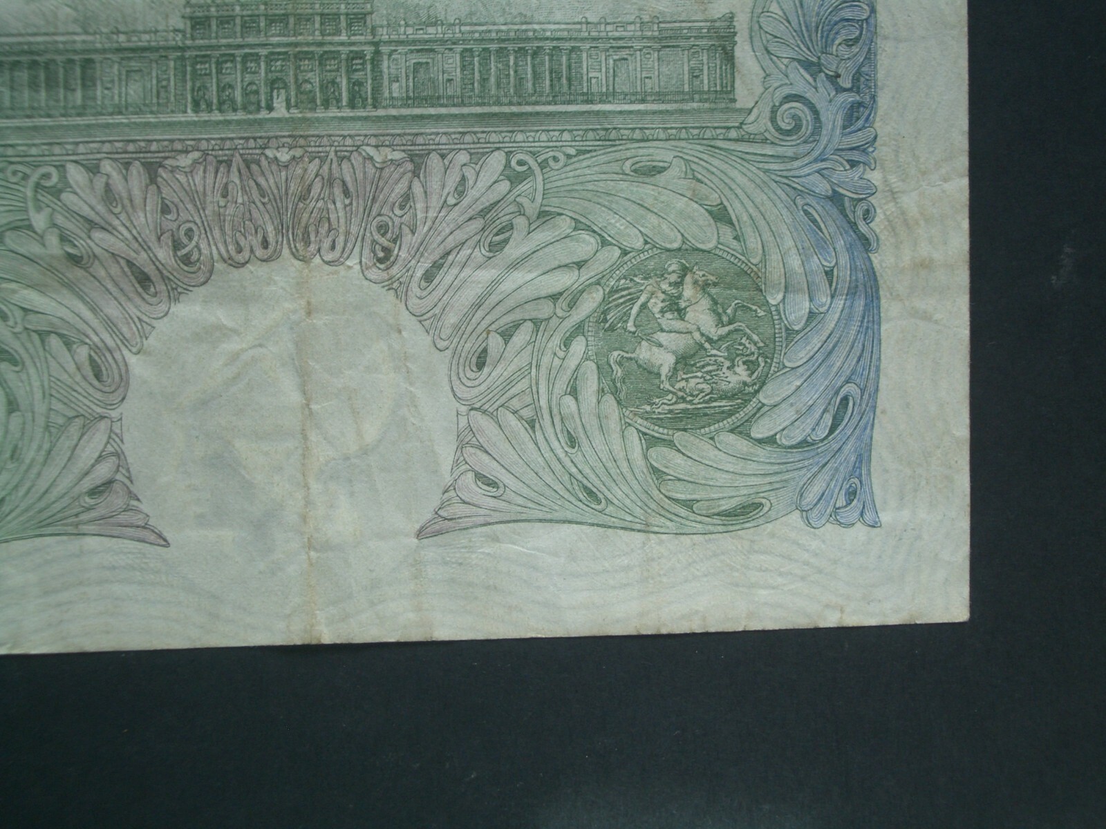 Foto 10 di 10