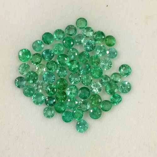 11.19ct Natural Emerald round nice green good luster 2.1-2.5mm size gems lot - Imagen 3 de 3