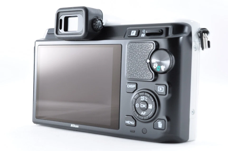 [TOP MINT/SC:1511] Nikon 1 V1 10.1MP Digital Camera Body & 30-110mm Lens #138218 - Image 4 of 4