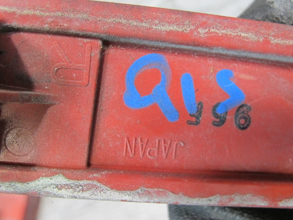 10-15 LEXUS IS350 IS250 CONVERTIBLE JUEGO DE 2 PARACHOQUES TRASERO LUZ MARCADORA LATERAL OEM Foto 2 de 4