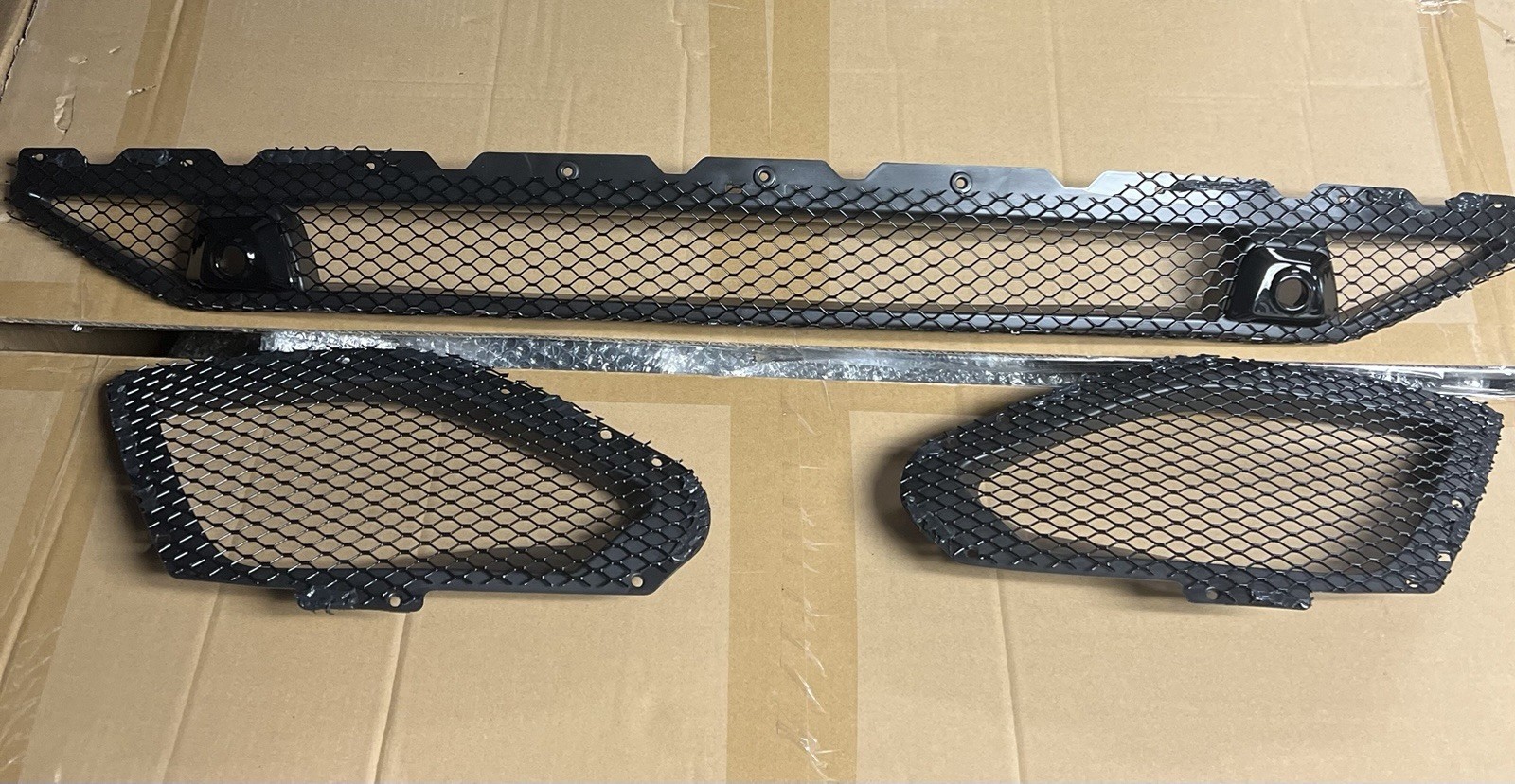 2018-2024 Maserati Ghibli Front Bumper Lower Grille Set Modena Trofeo Left Right