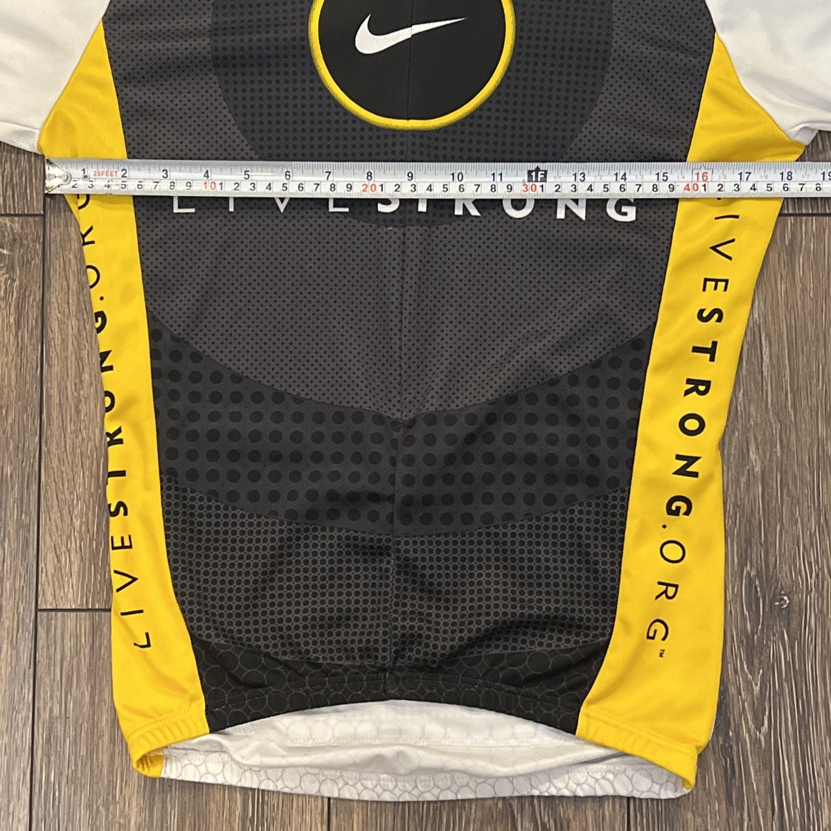 Nike LIVESTRONG サイクルジャージ Lサイズ Nike Livestrong Cycling Jersey Men's Small Full Zip Black