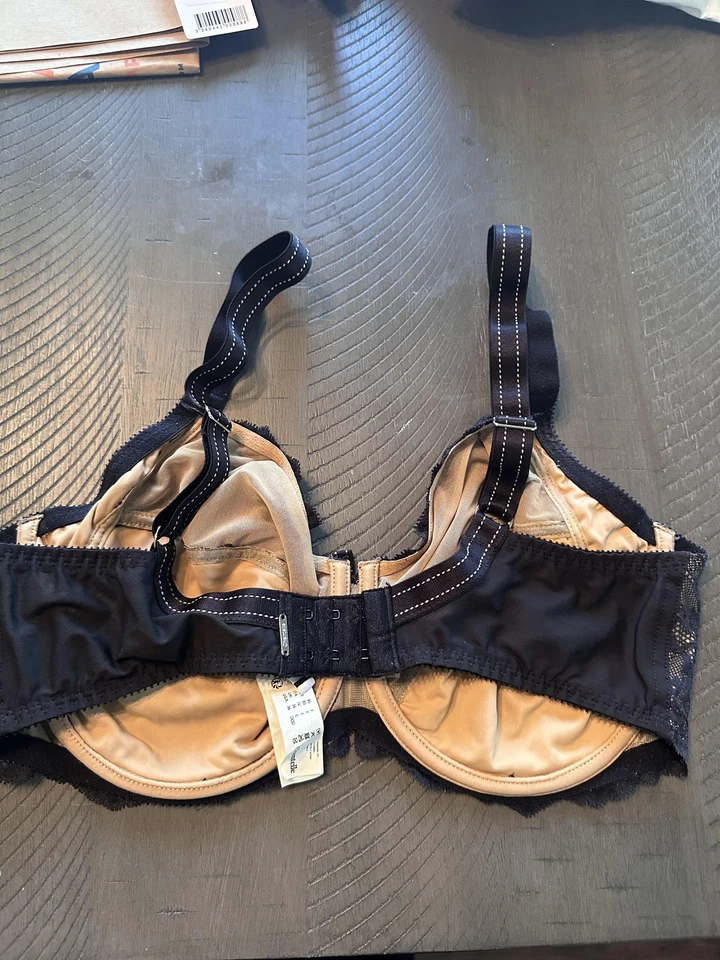 Sujetador Chantelle Revele Moi para mujer 36 DDD negro encaje transparente forrado con aros sin forro Foto 4 de 4